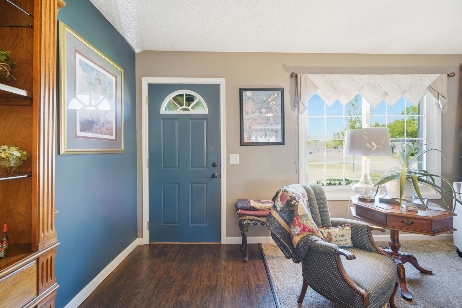 2S631 Angeline Court, Warrenville, IL 60555