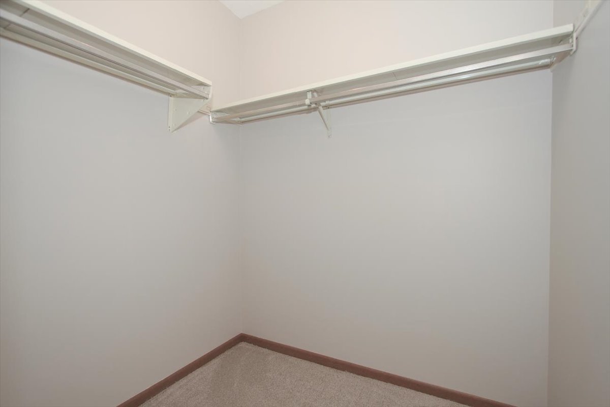 1611 W Partridge Court #8, Arlington Heights, IL 60004