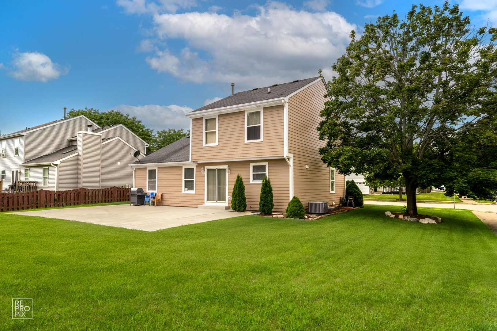 1745 N Frolic Avenue, Waukegan, IL 60085