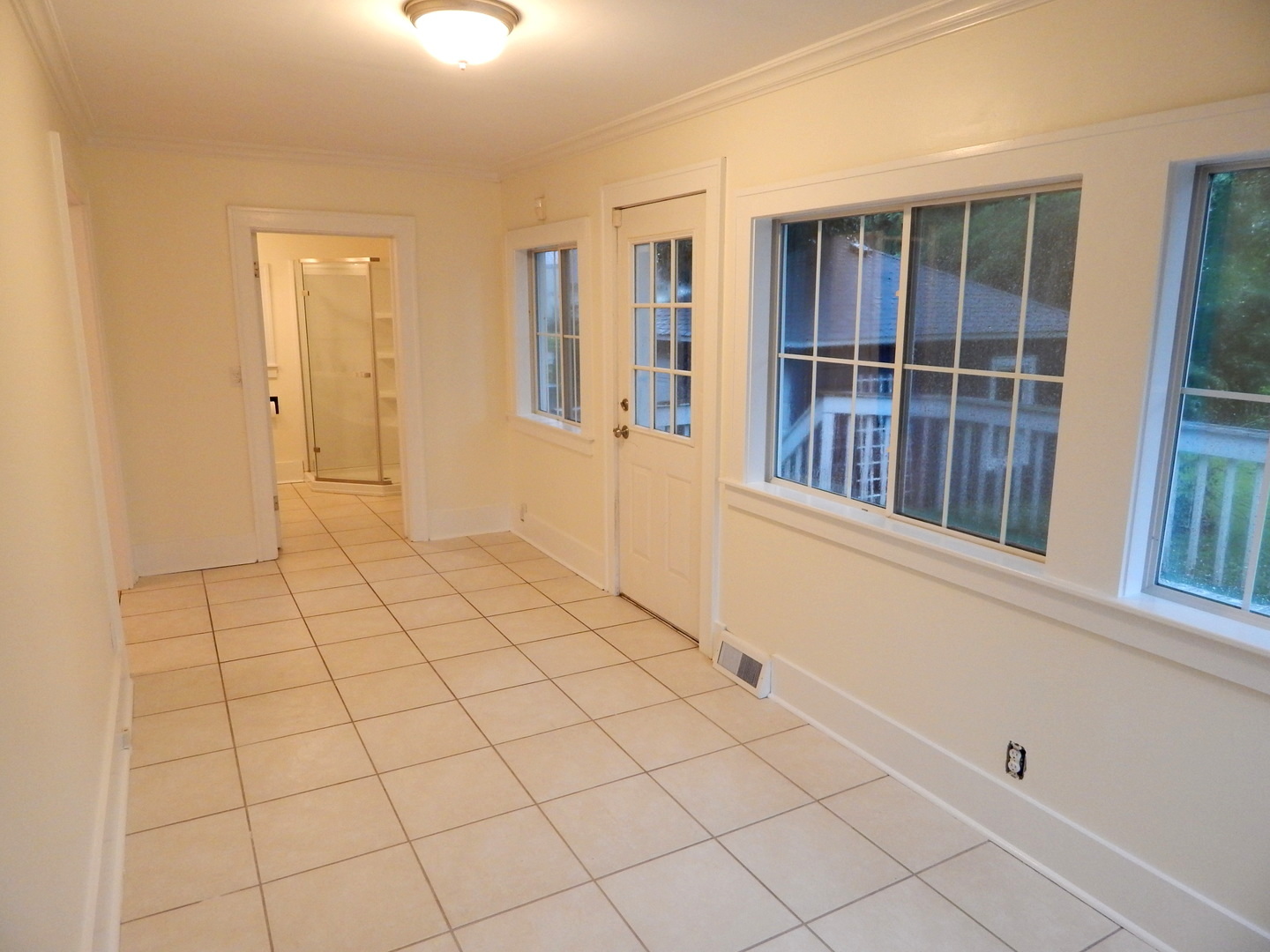 116 E Madison Avenue, Wheaton, IL 60187