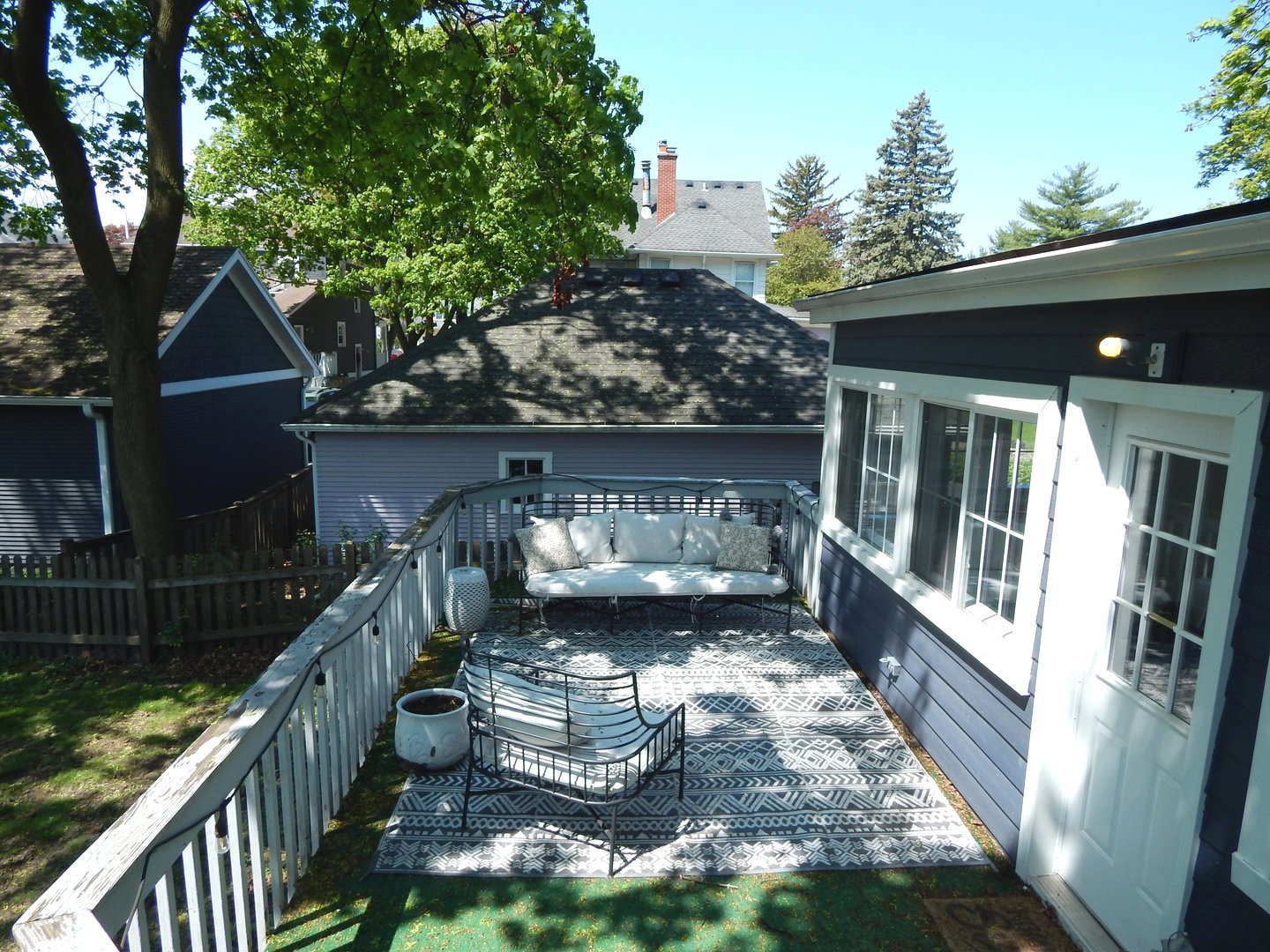 116 E Madison Avenue, Wheaton, IL 60187