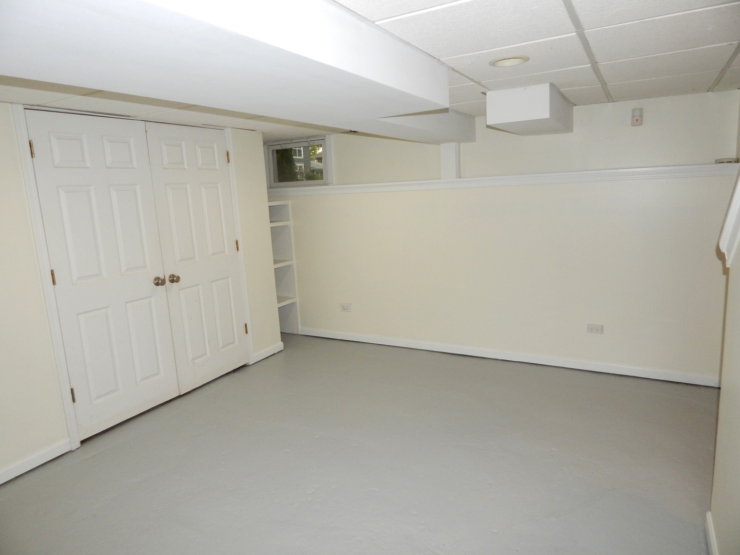116 E Madison Avenue, Wheaton, IL 60187