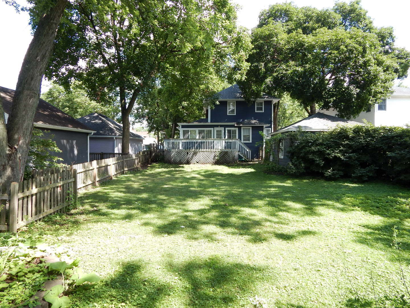 116 E Madison Avenue, Wheaton, IL 60187