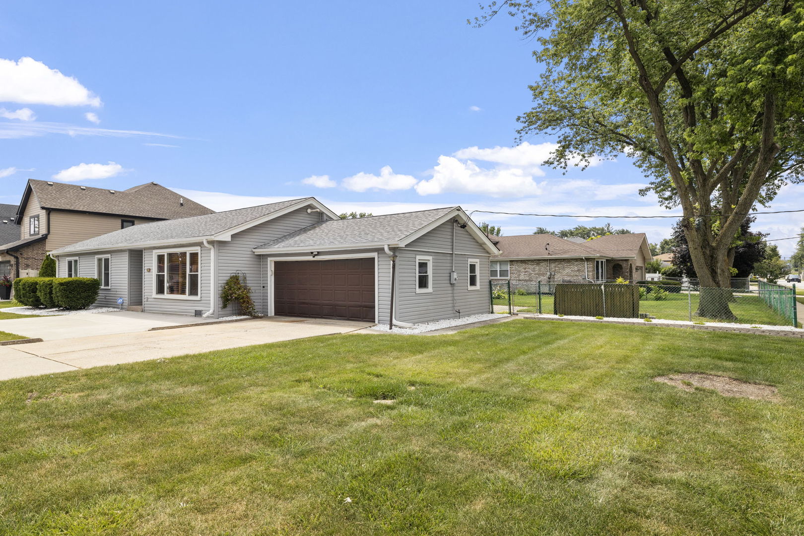 6759 W 91st Street, Oak Lawn, IL 60453