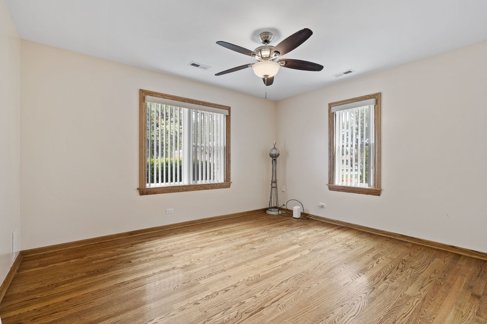 6759 W 91st Street, Oak Lawn, IL 60453