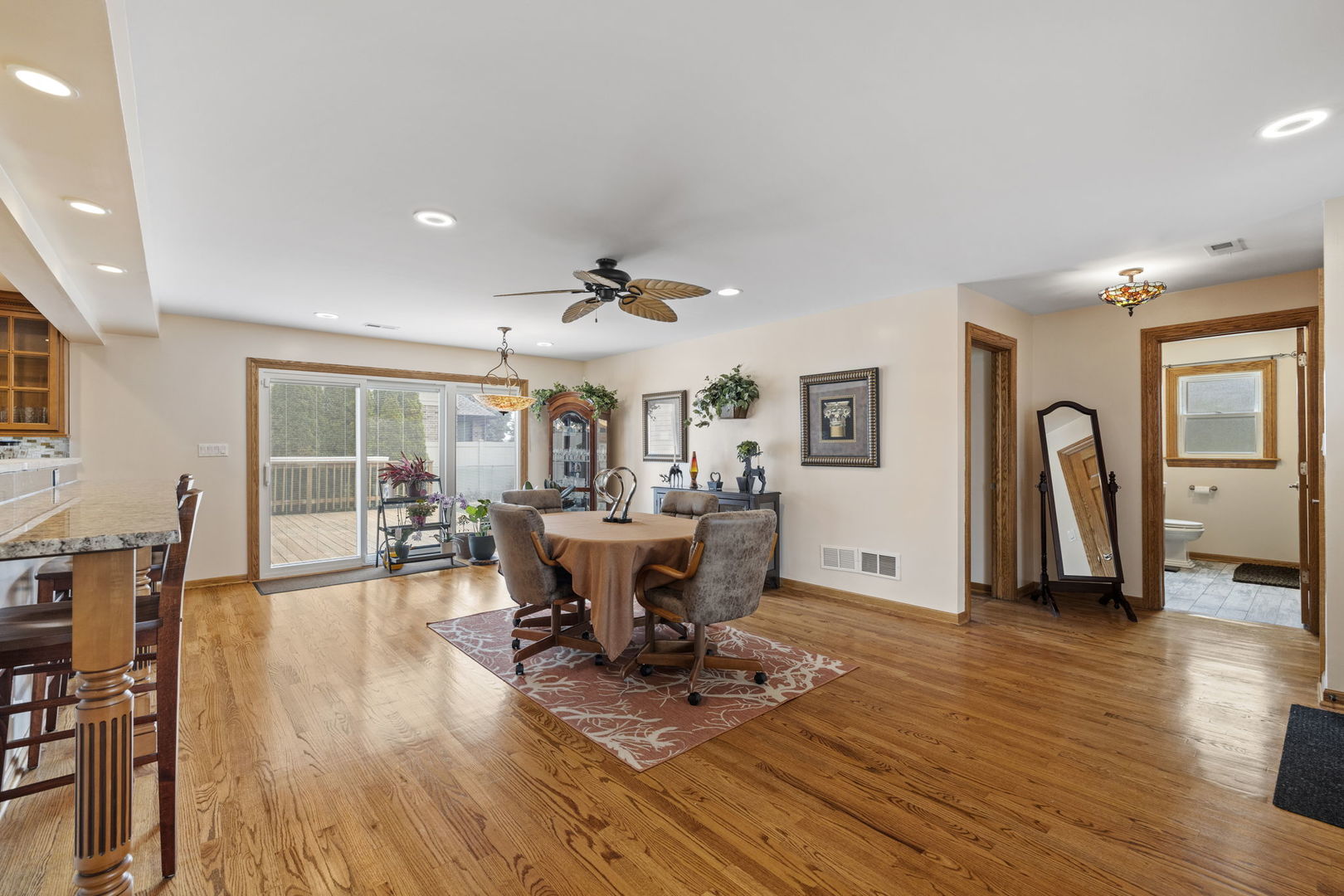 6759 W 91st Street, Oak Lawn, IL 60453