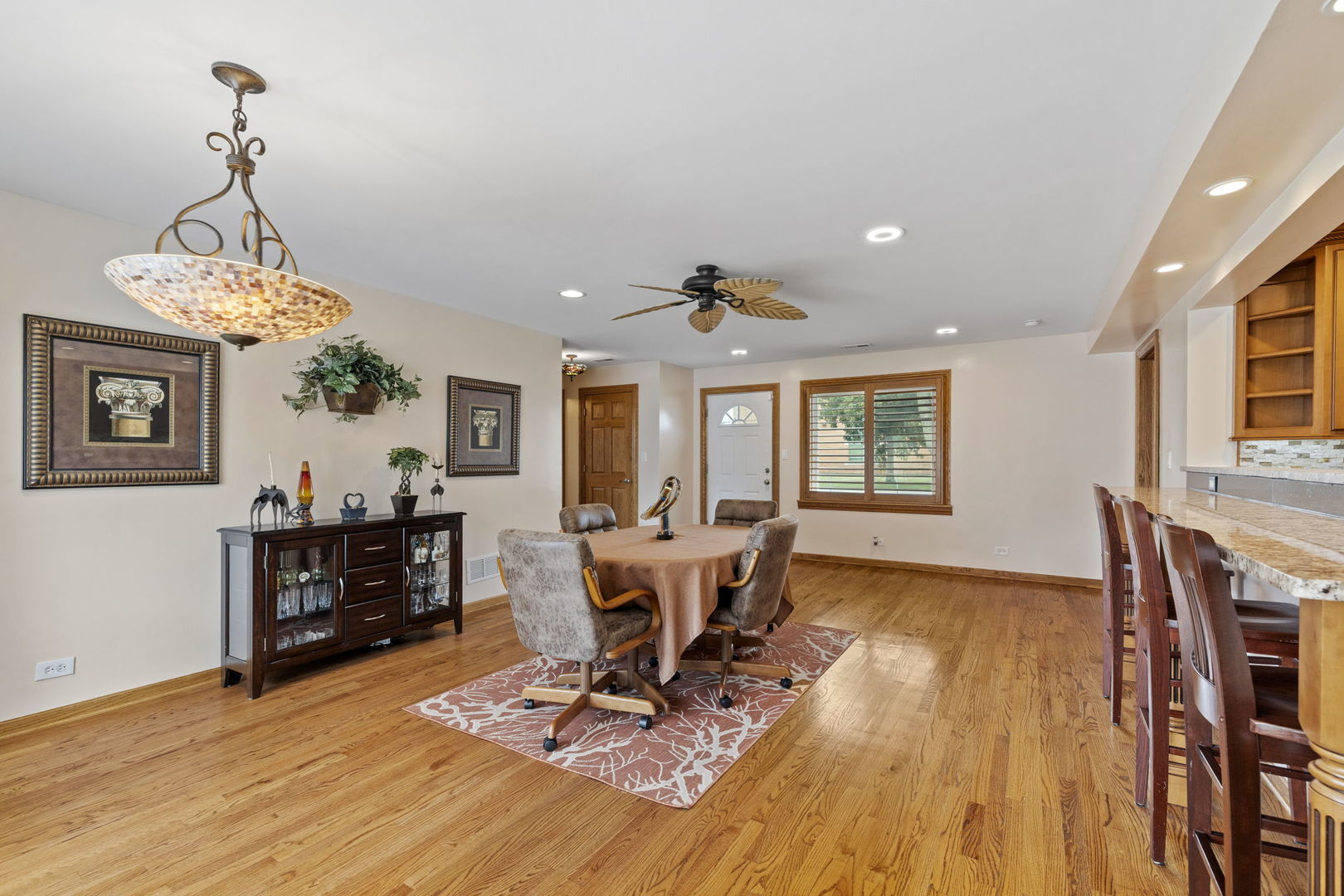 6759 W 91st Street, Oak Lawn, IL 60453