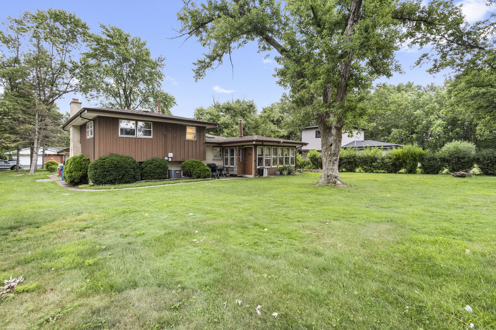 13064 S 71ST Avenue, Palos Heights, IL 60463