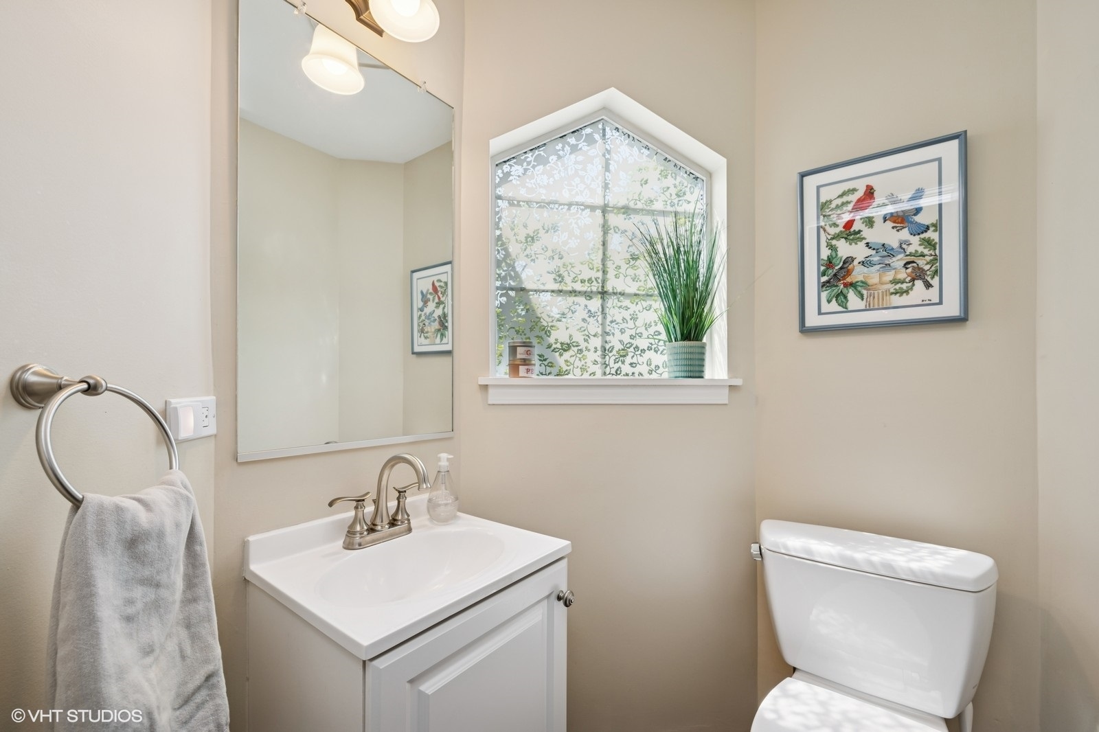 204 E Parallel Street, Palatine, IL 60067
