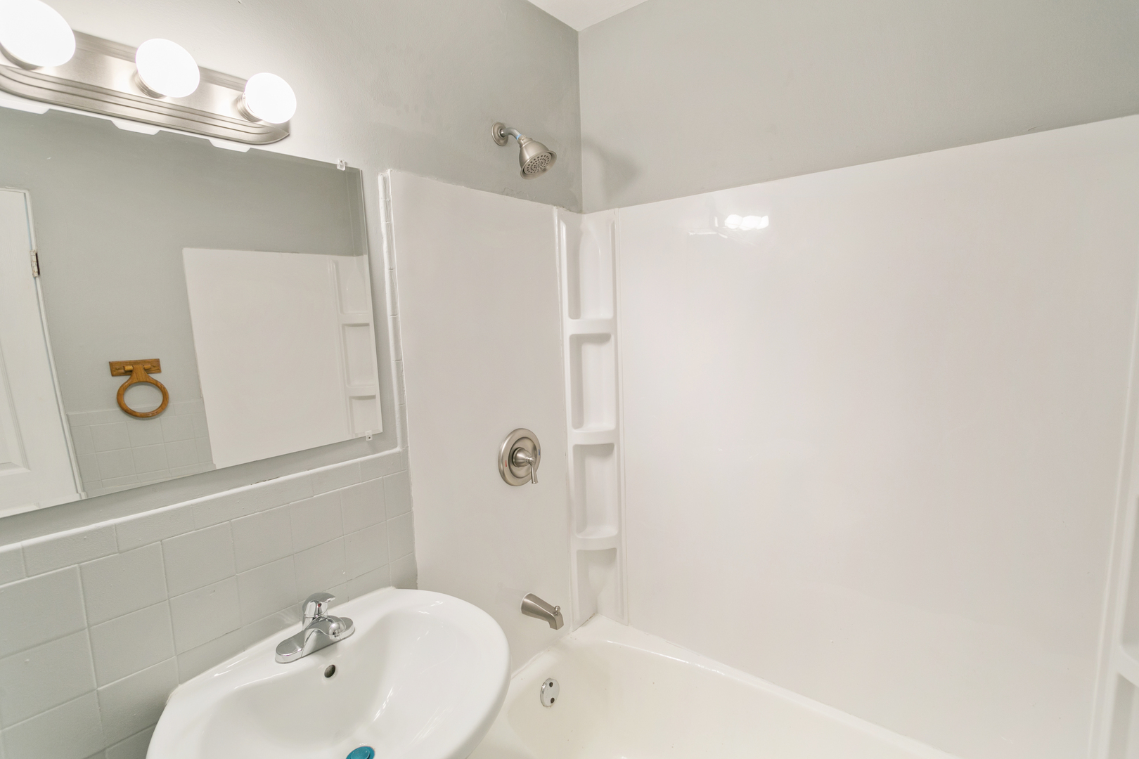 1021 Tollview Avenue #12, Aurora, IL 60505
