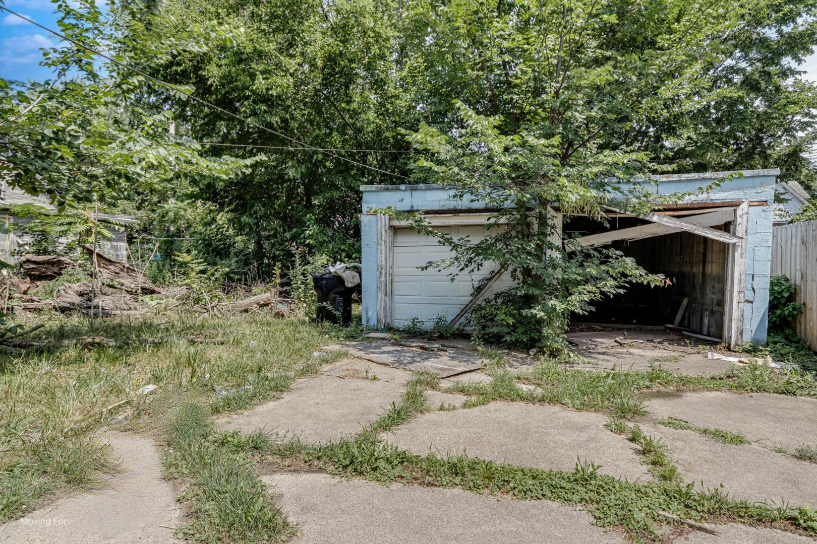 11941 S La Salle Street, Chicago, IL 60628