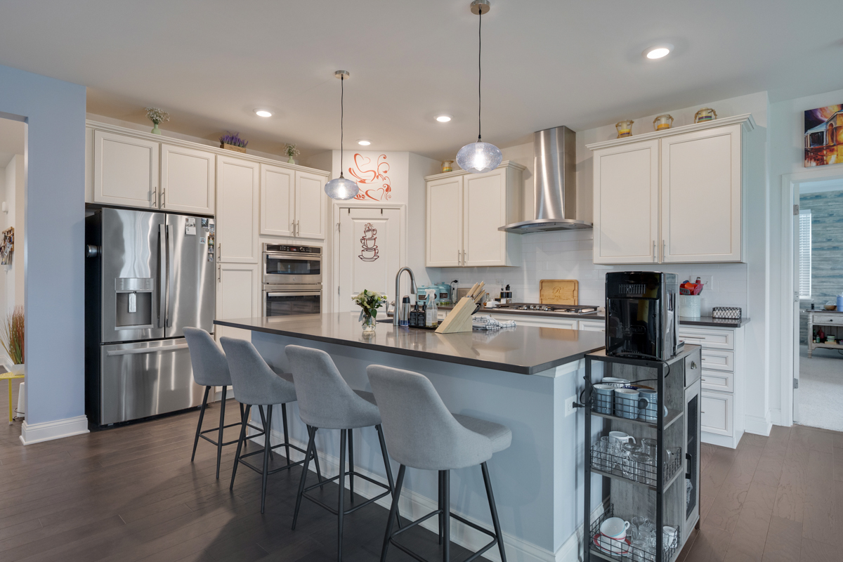 25500 W Rocky Creek Road, Plainfield, IL 60586
