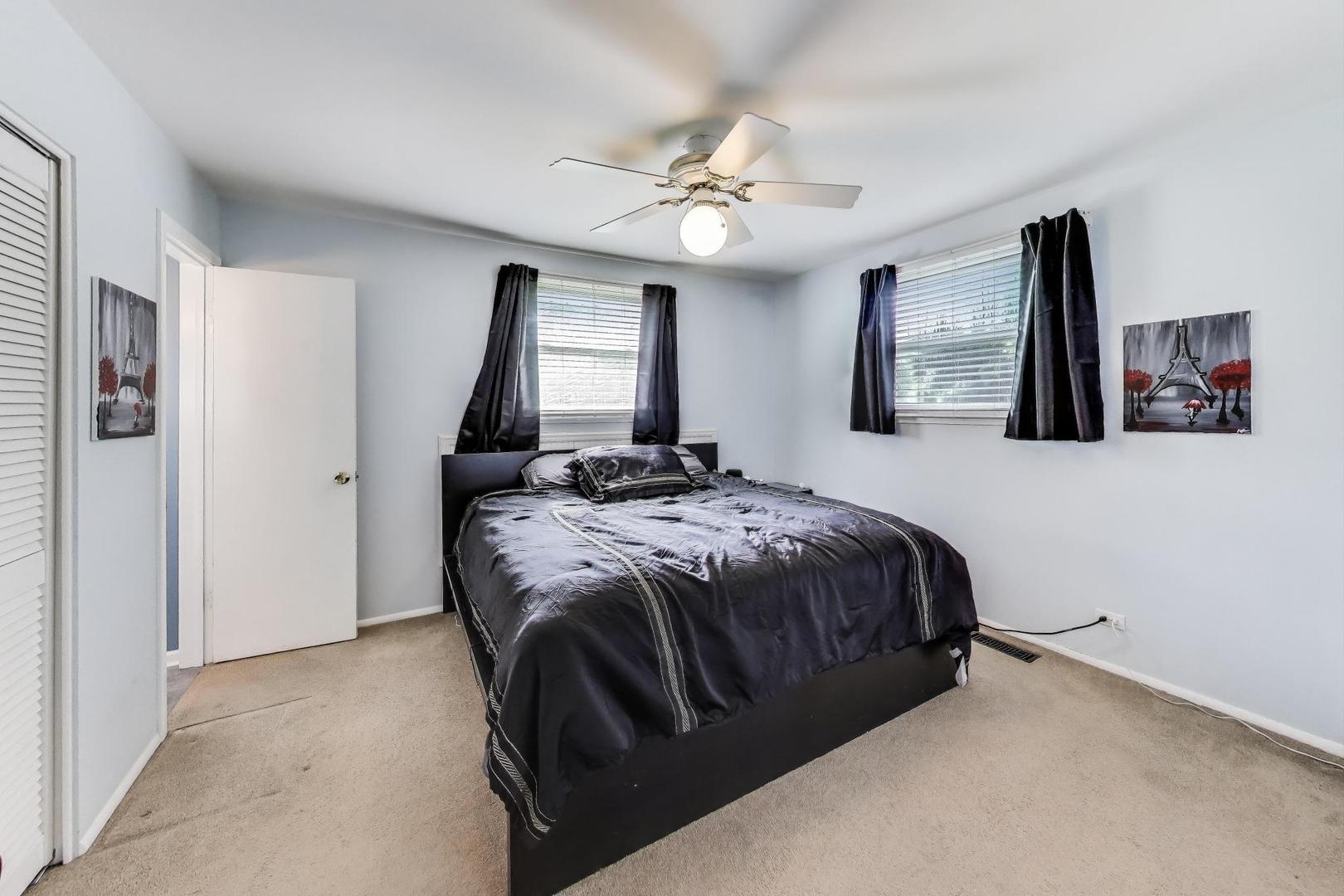 642 Adobe Court, Carol Stream, IL 60188