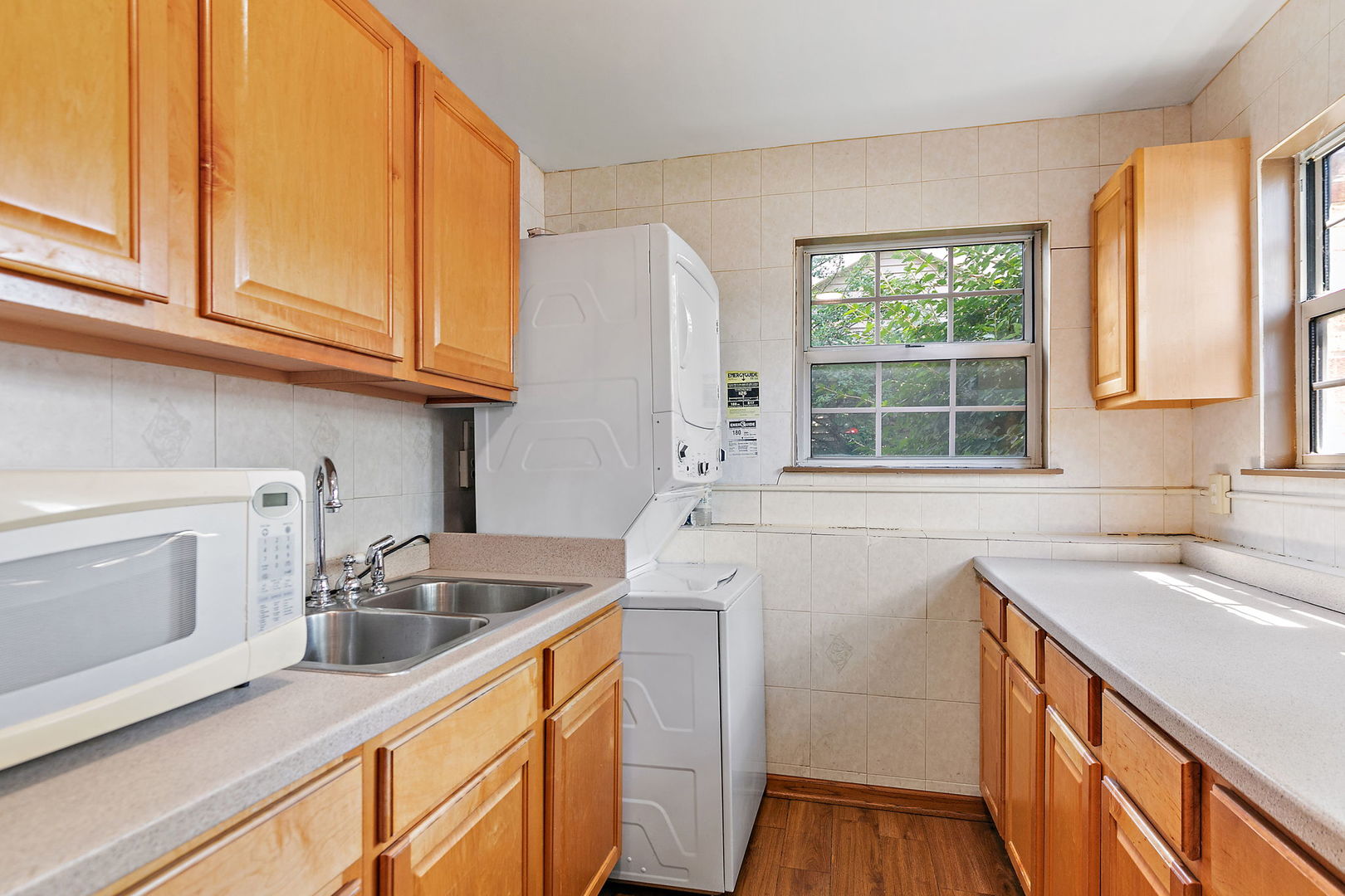 2138 Green Bridge Lane, Hanover Park, IL 60133