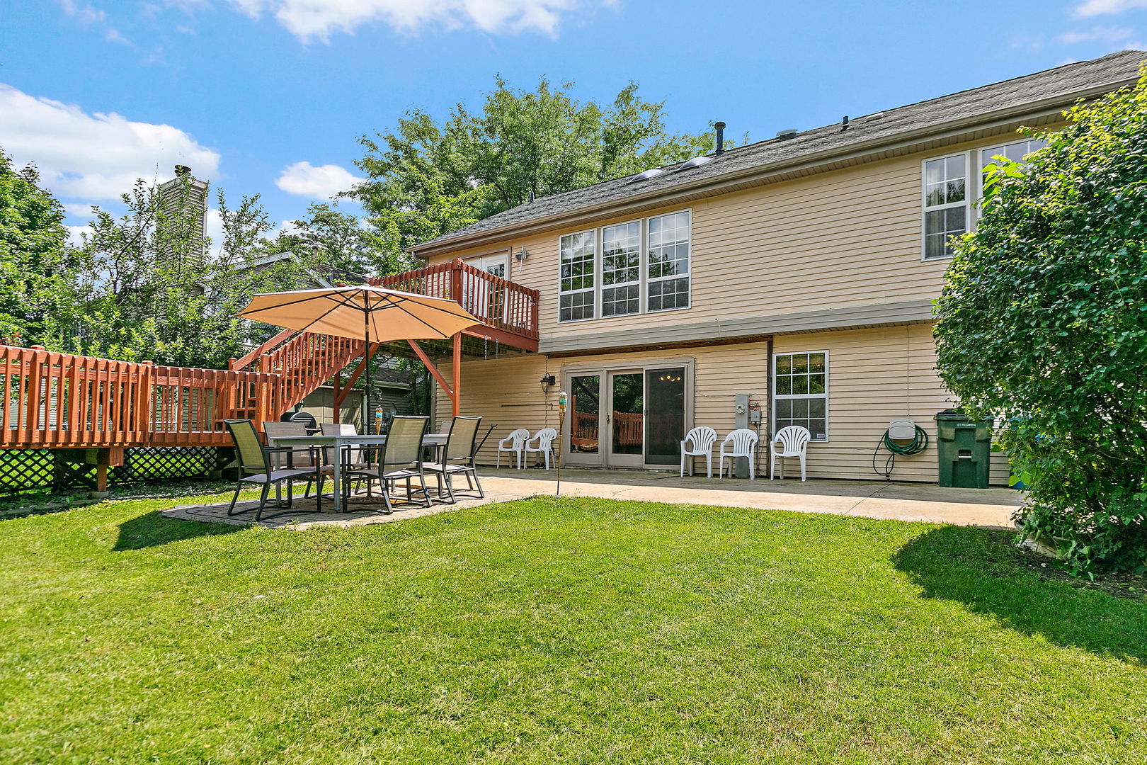2138 Green Bridge Lane, Hanover Park, IL 60133