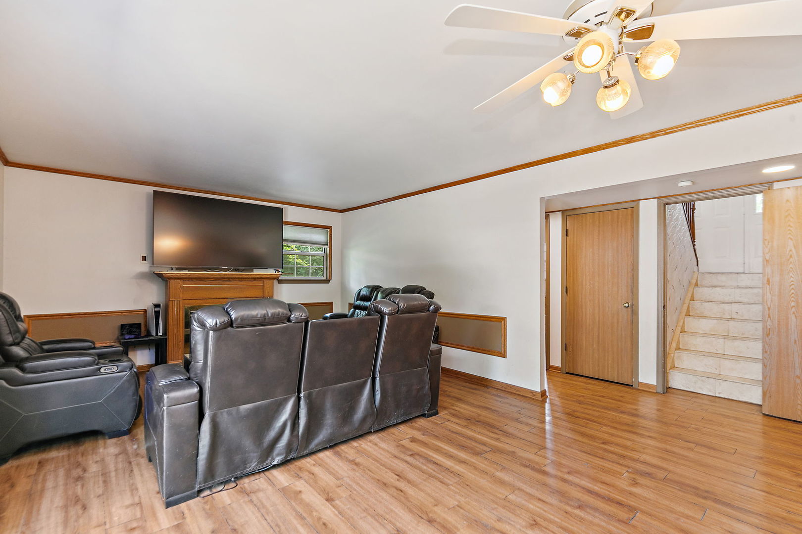 2138 Green Bridge Lane, Hanover Park, IL 60133