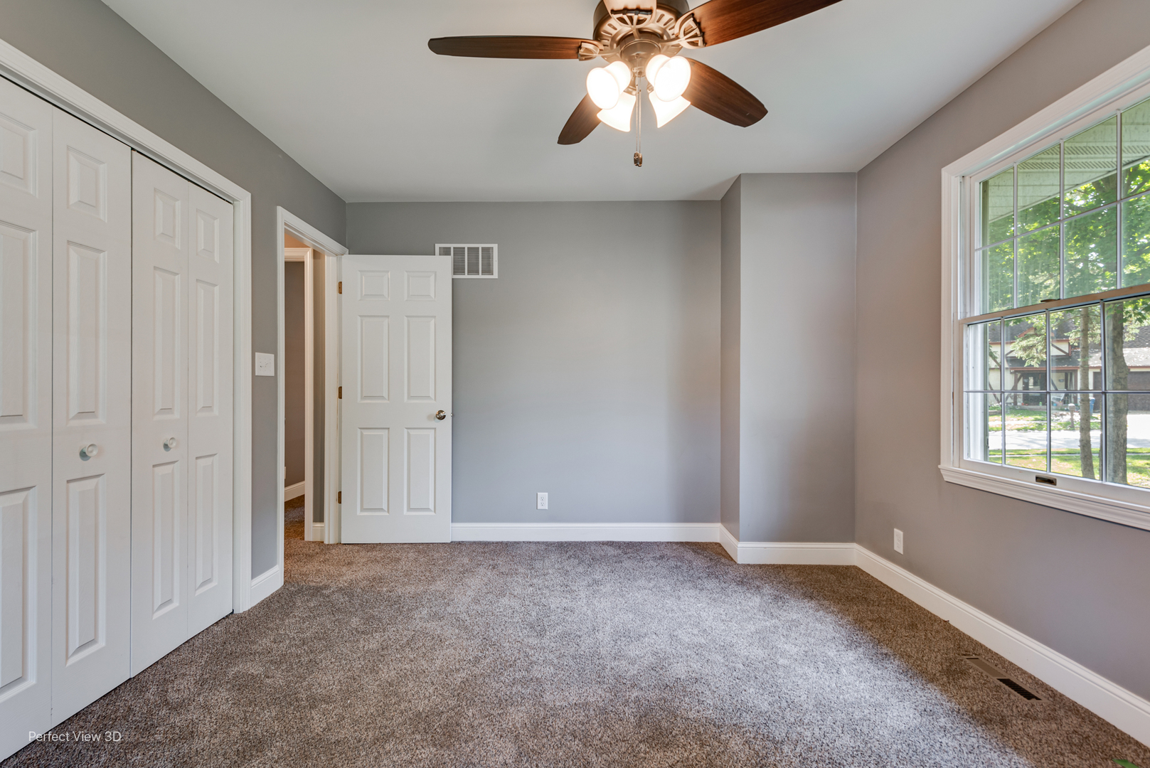 102 Hickory Lane, Morris, IL 60450