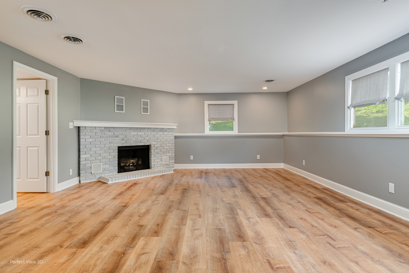 102 Hickory Lane, Morris, IL 60450