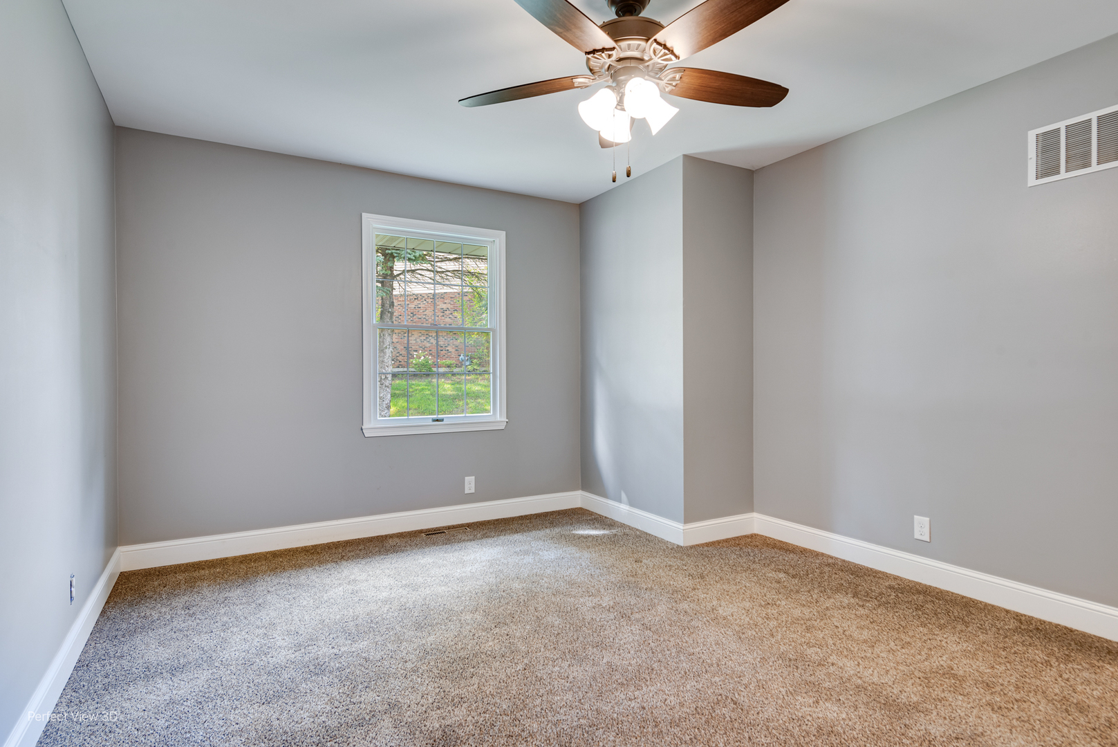 102 Hickory Lane, Morris, IL 60450