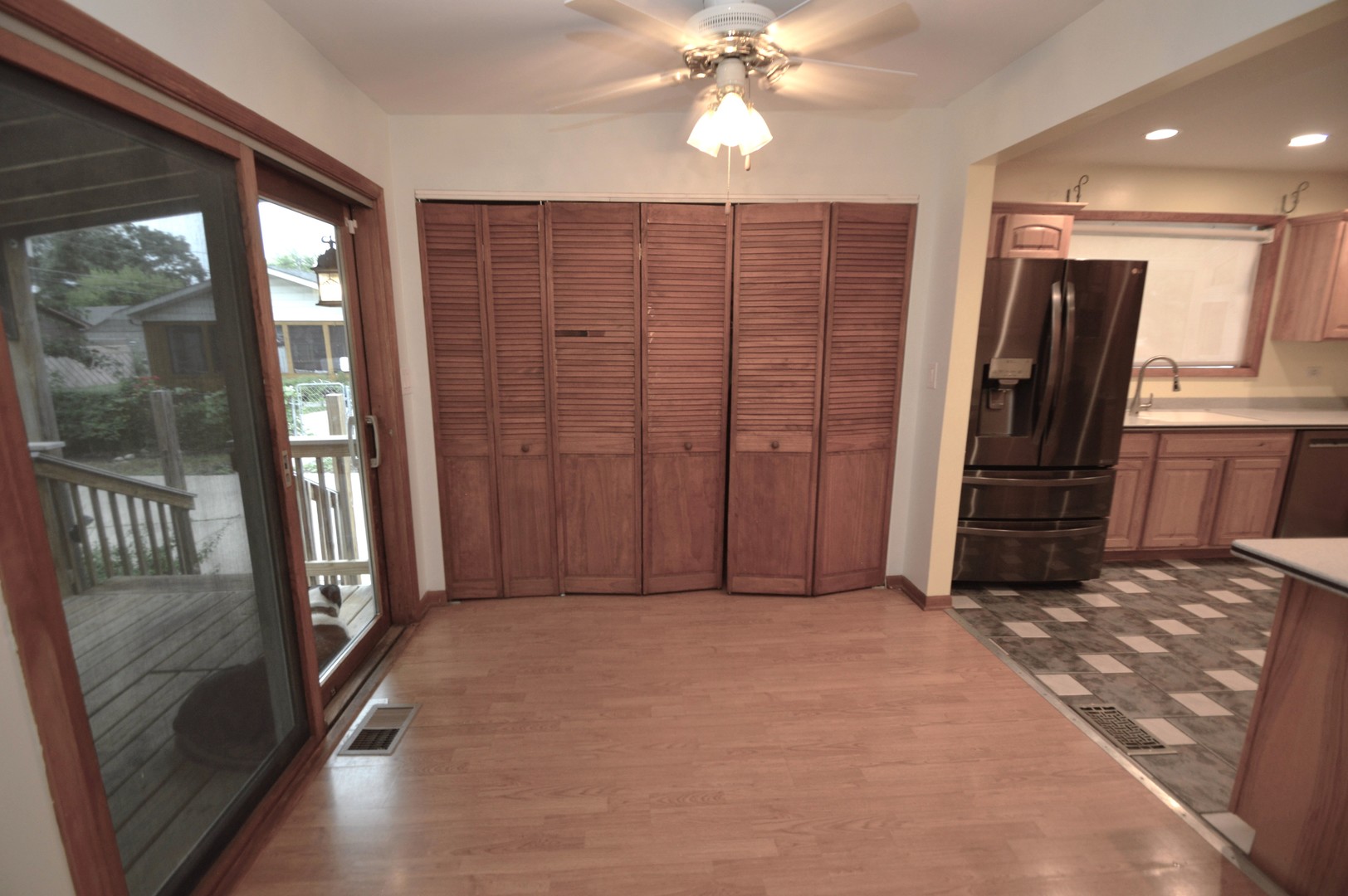 1529 N 33rd Avenue, Melrose Park, IL 60160