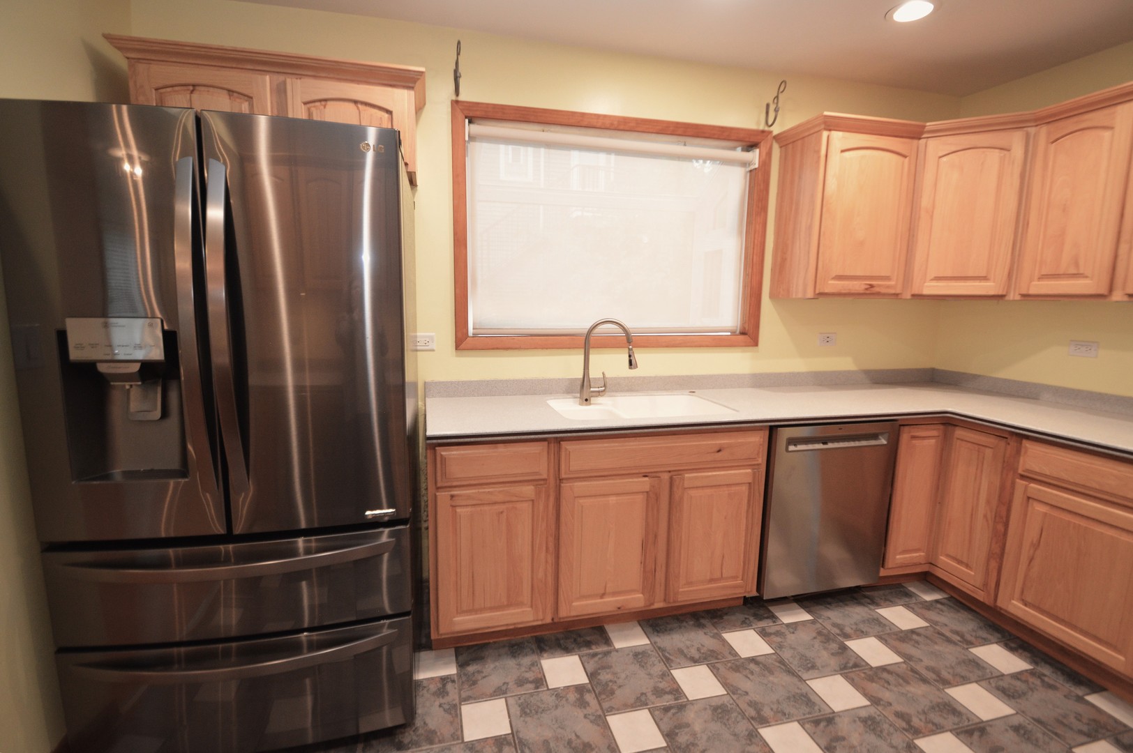 1529 N 33rd Avenue, Melrose Park, IL 60160