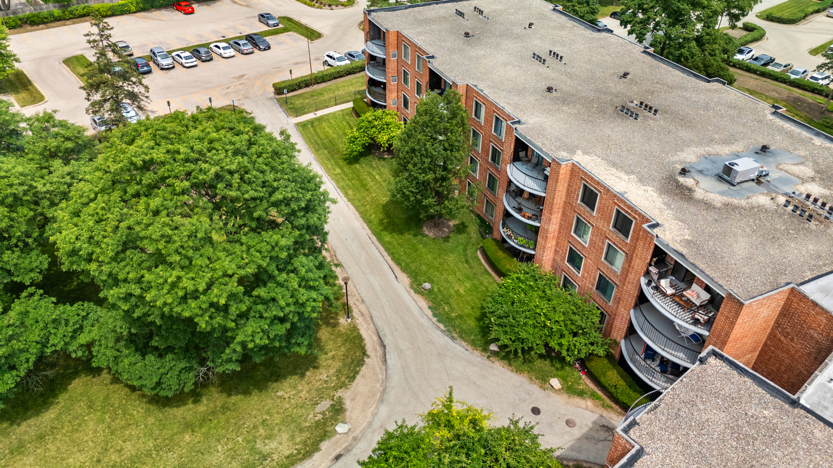1405 E Central Road #110B, Arlington Heights, IL 60005