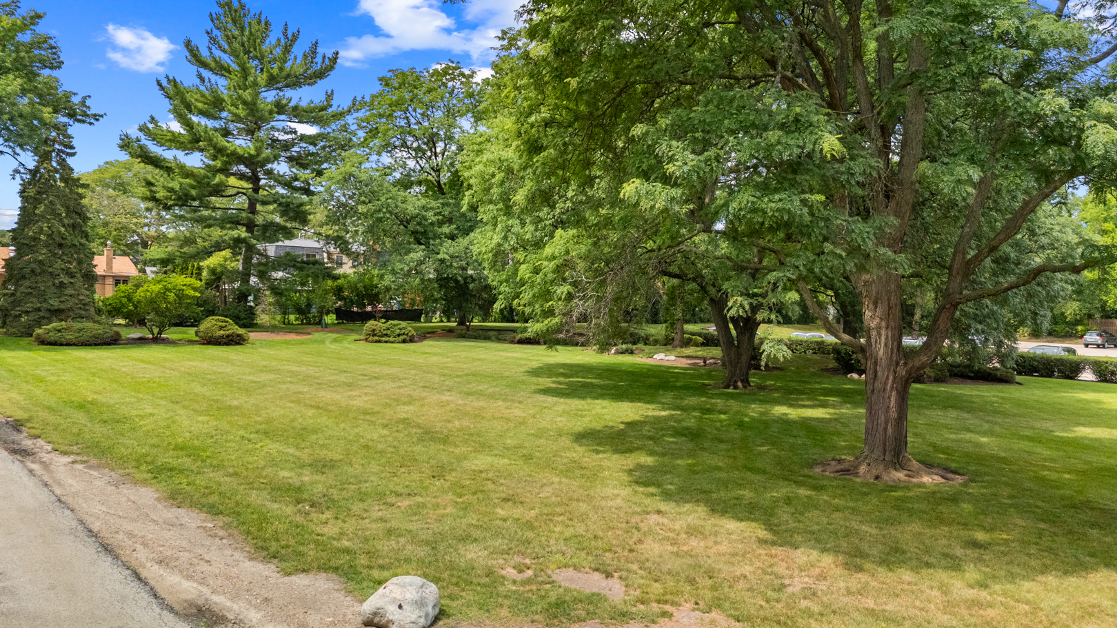 1405 E Central Road #110B, Arlington Heights, IL 60005