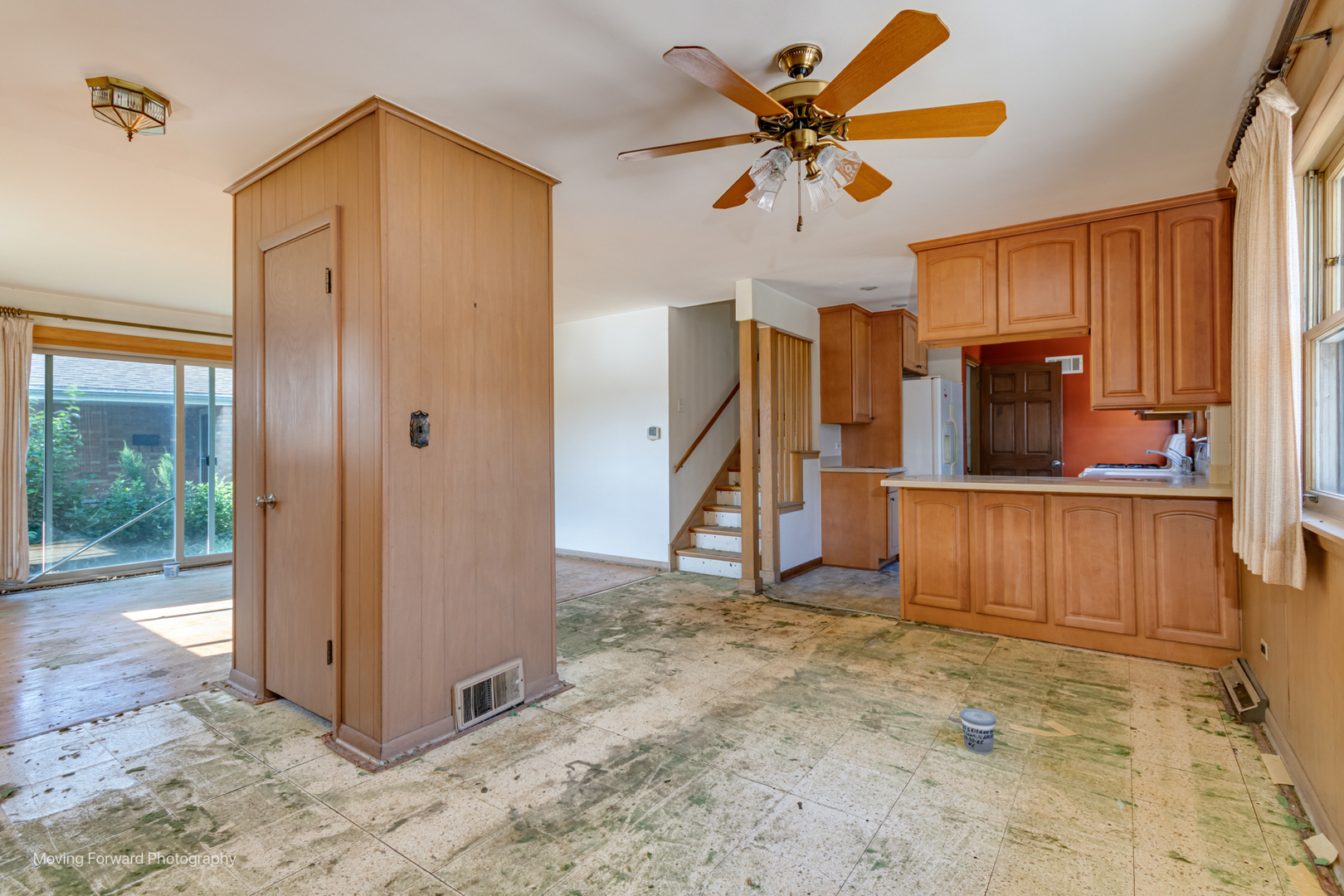 10420 S Kildare Avenue, Oak Lawn, IL 60453