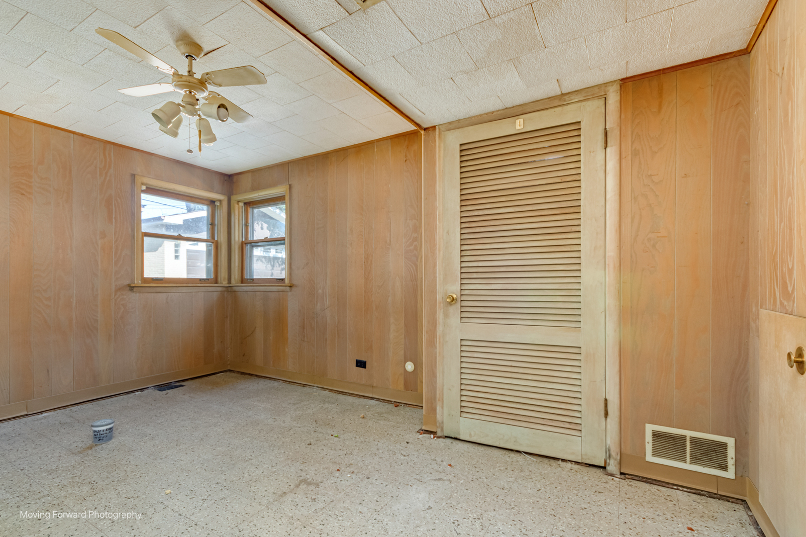 10420 S Kildare Avenue, Oak Lawn, IL 60453