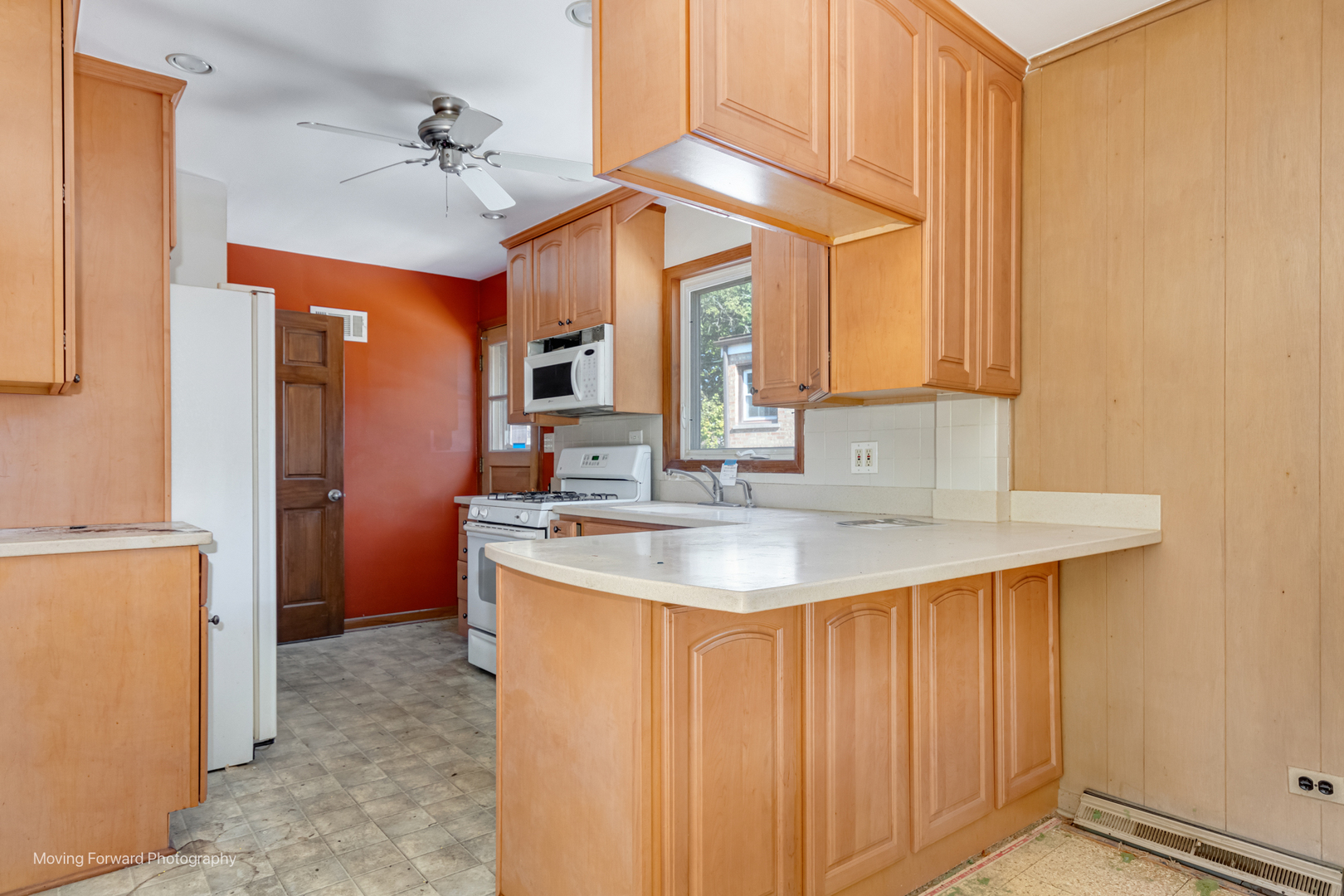 10420 S Kildare Avenue, Oak Lawn, IL 60453