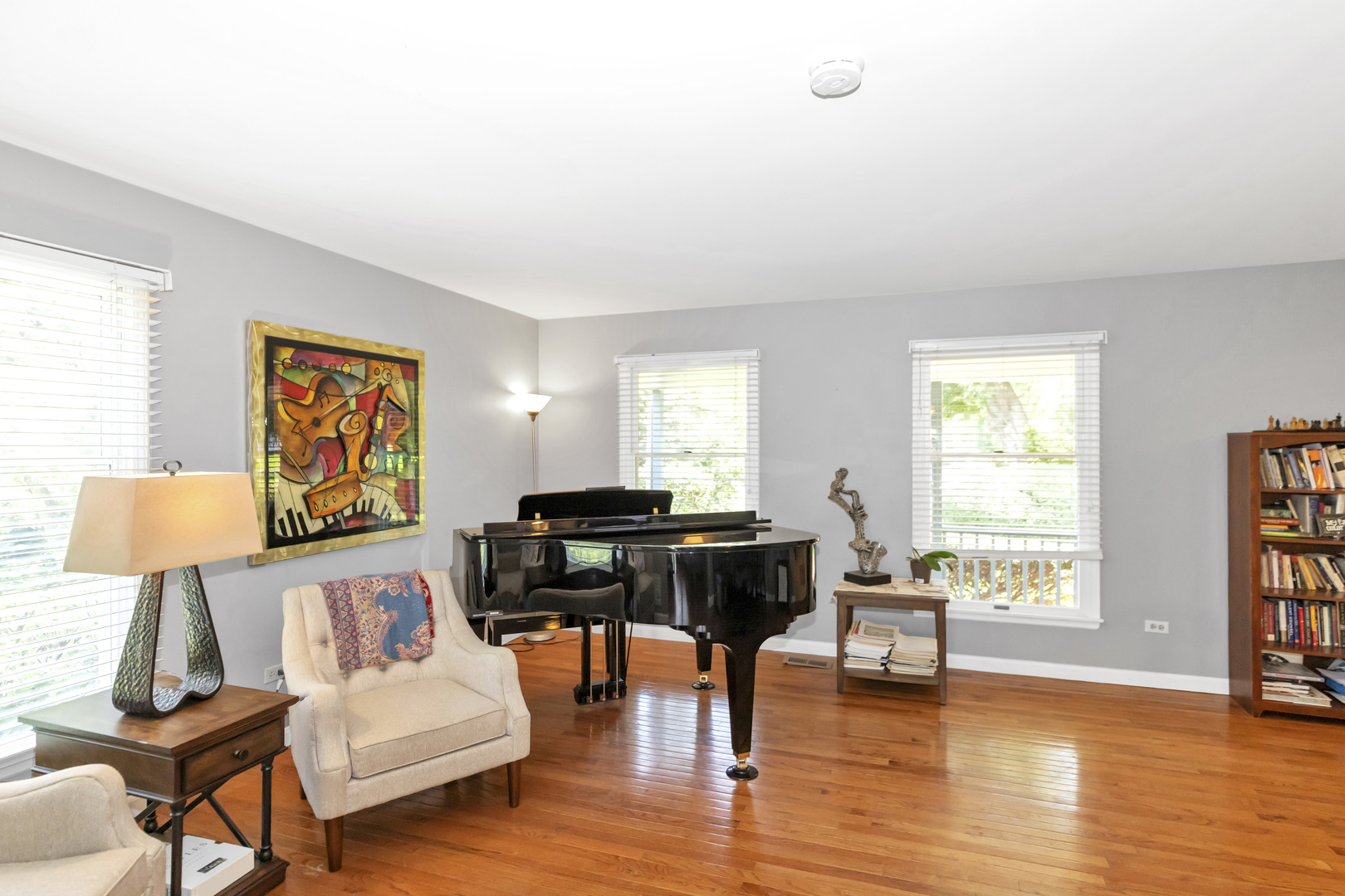 214 Darien Court, Sleepy Hollow, IL 60118