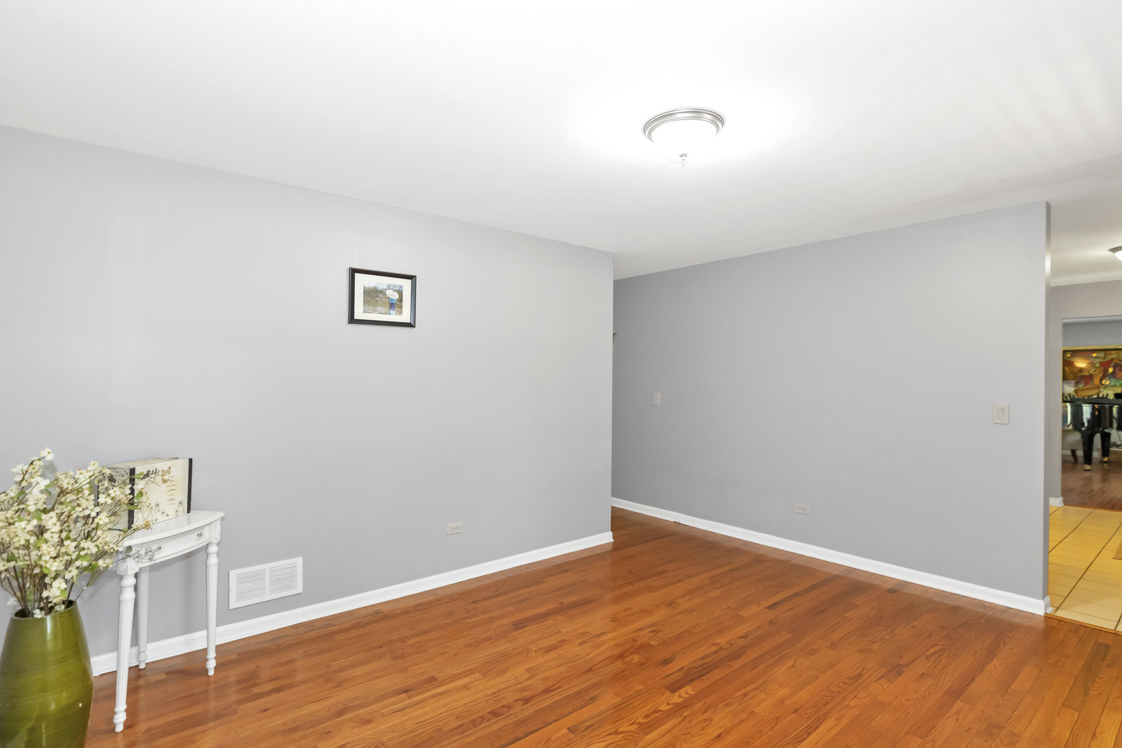 214 Darien Court, Sleepy Hollow, IL 60118