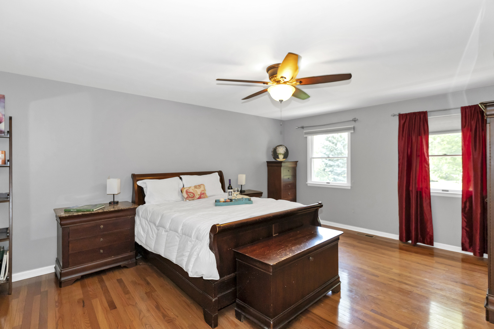 214 Darien Court, Sleepy Hollow, IL 60118