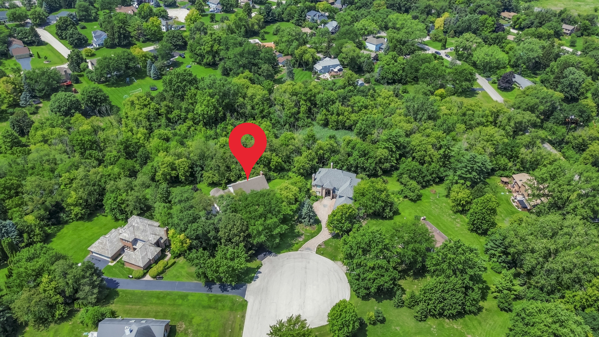 214 Darien Court, Sleepy Hollow, IL 60118