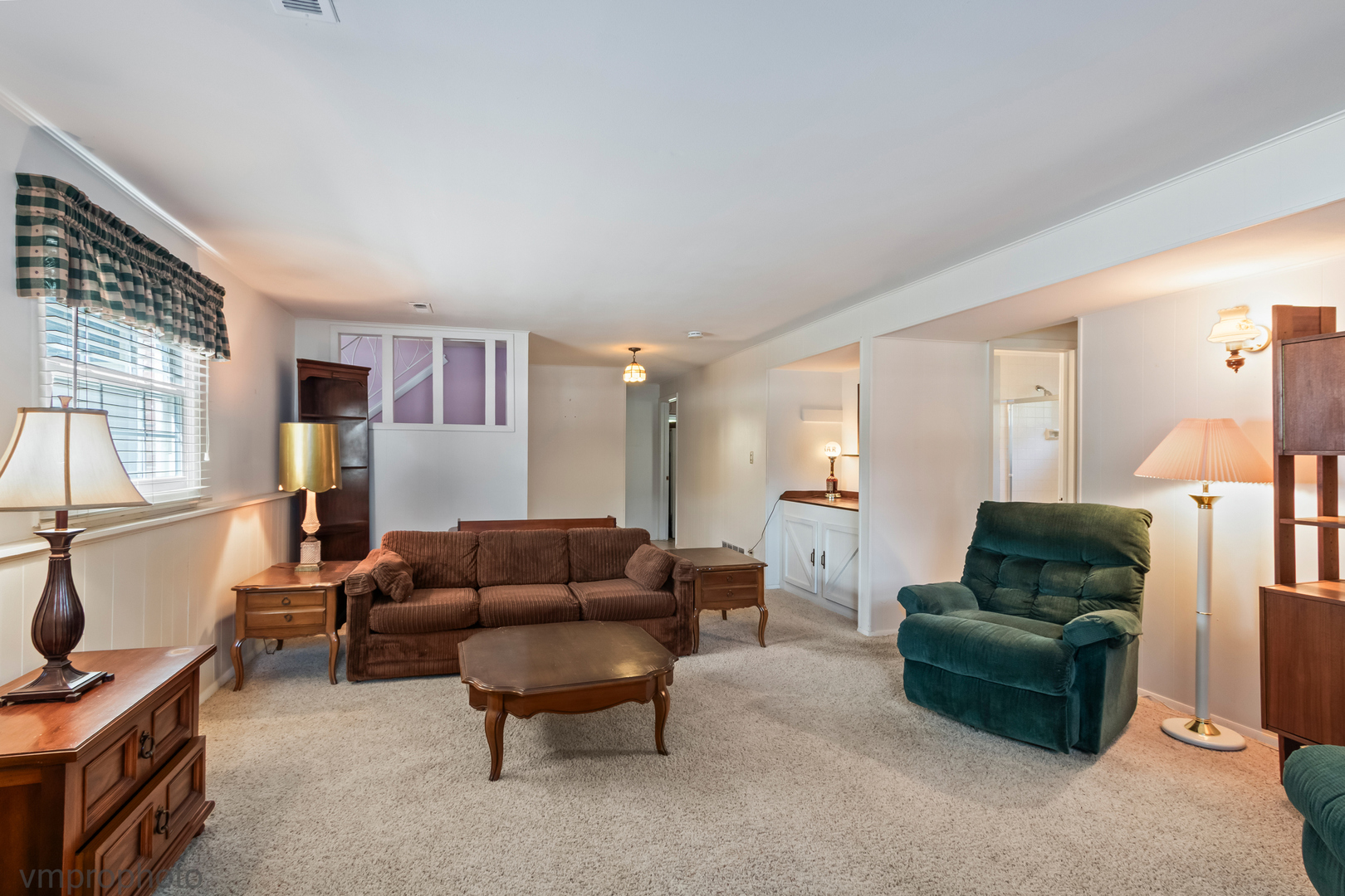 214 W Hintz Road, Arlington Heights, IL 60004