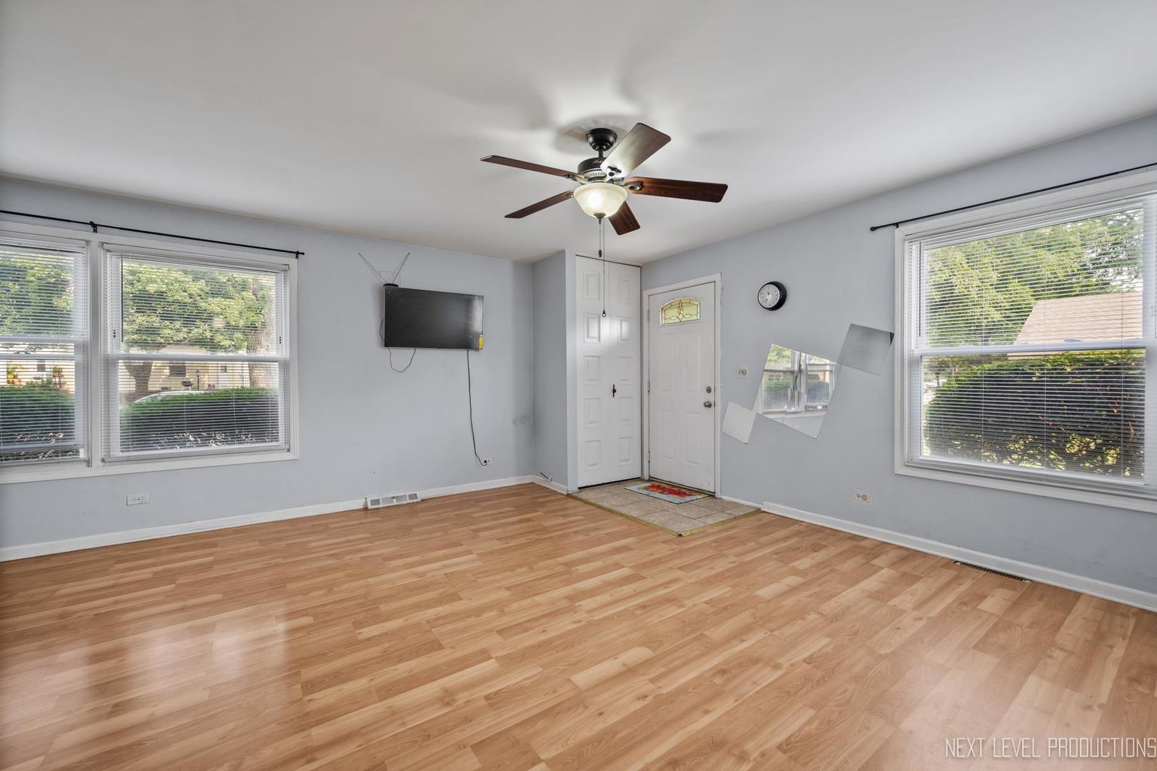 509 Darlene Lane #A, Glendale Heights, IL 60139