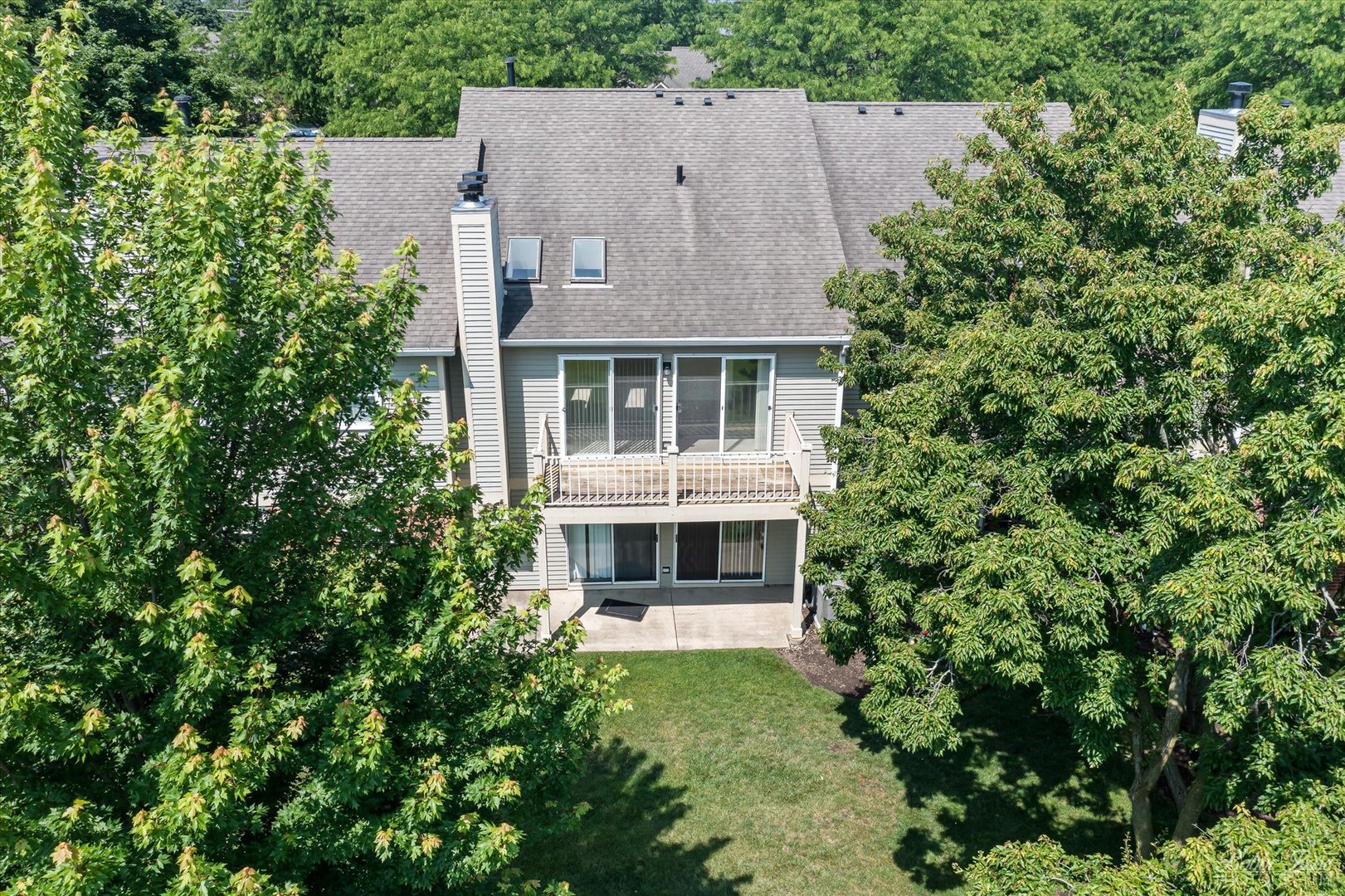 307 Glasgow Lane #V2, Schaumburg, IL 60194