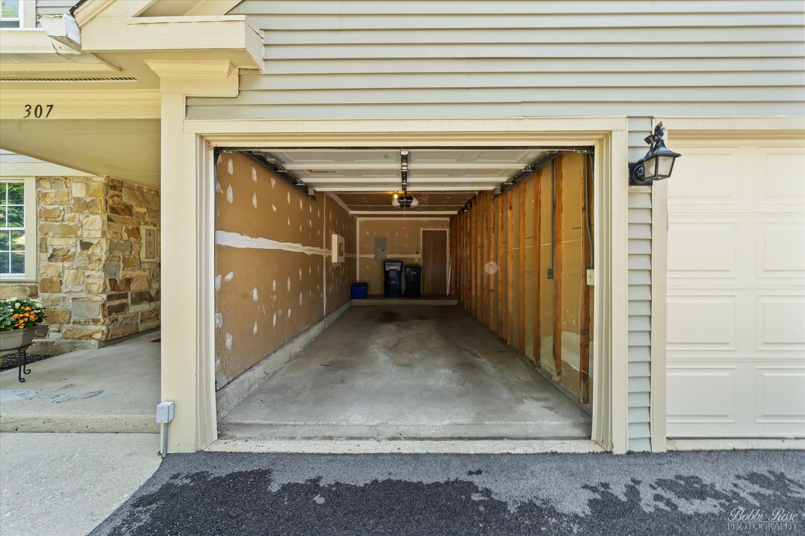 307 Glasgow Lane #V2, Schaumburg, IL 60194