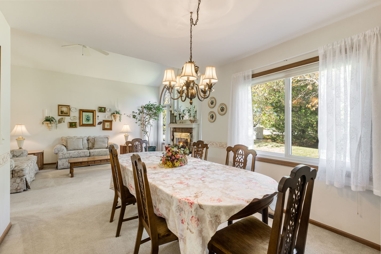 6068 Morningside Court, Gurnee, IL 60031