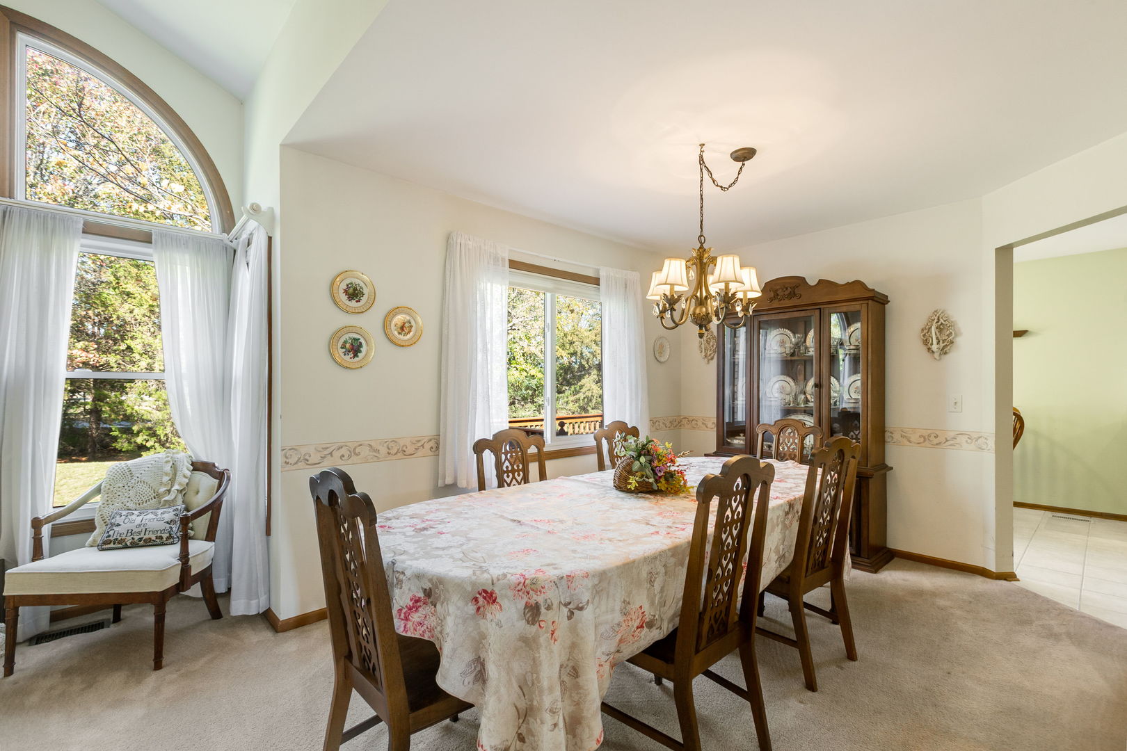 6068 Morningside Court, Gurnee, IL 60031