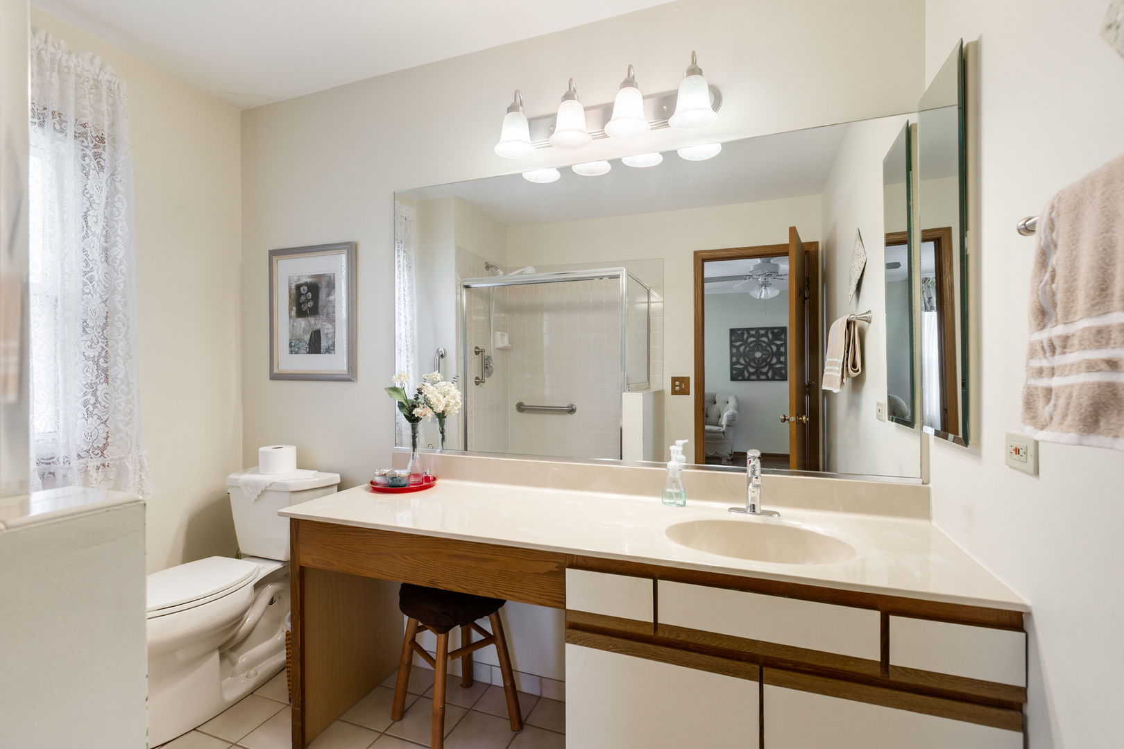 6068 Morningside Court, Gurnee, IL 60031