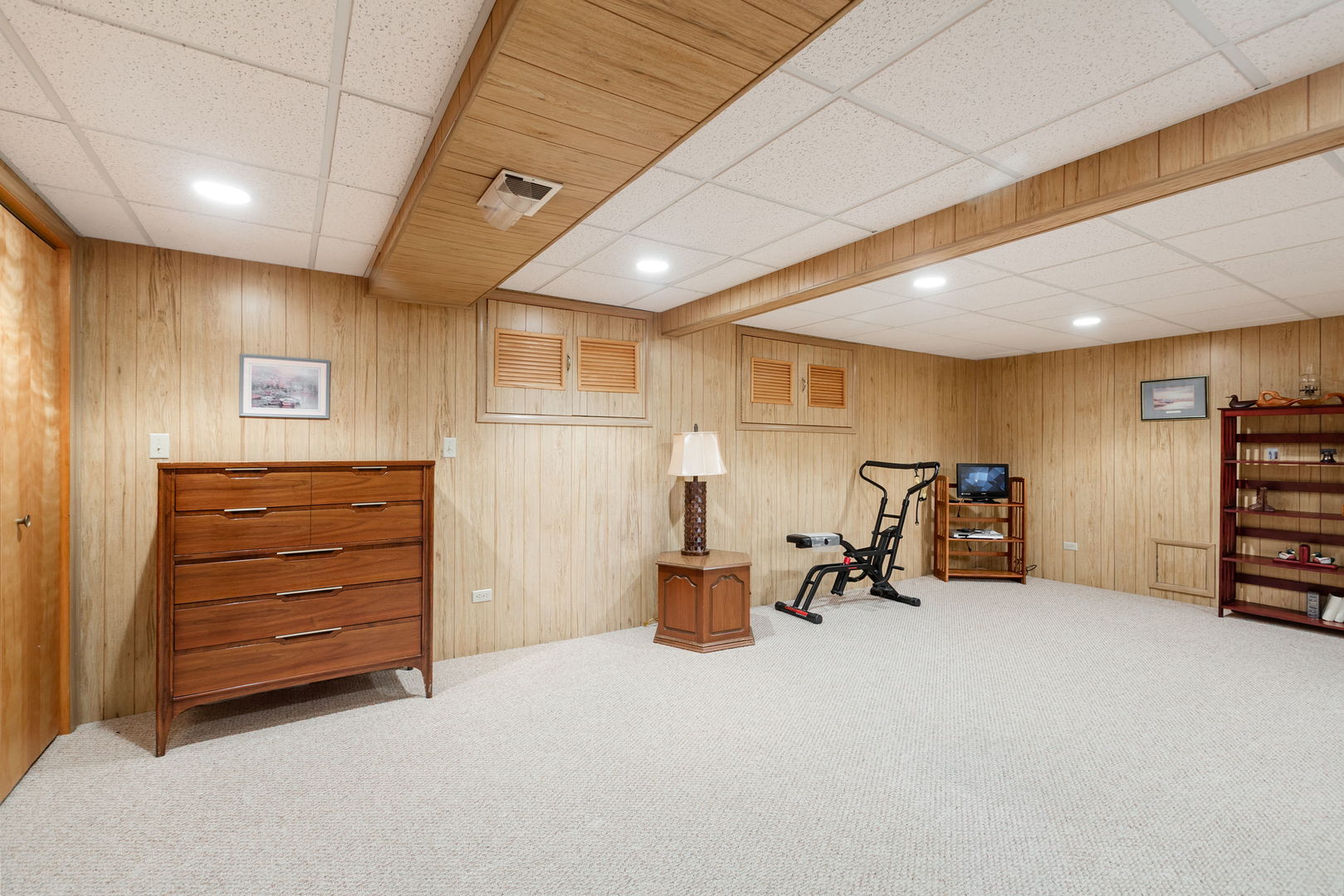 6068 Morningside Court, Gurnee, IL 60031