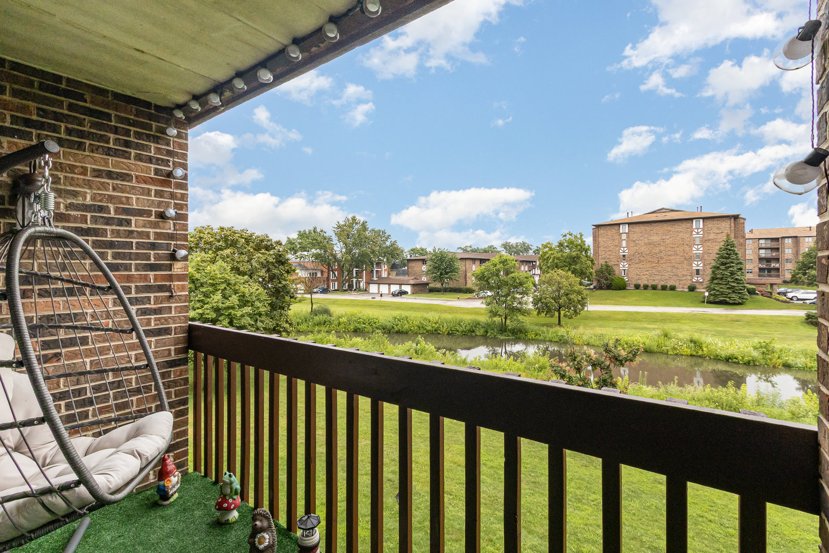 10355 Menard Avenue #216, Oak Lawn, IL 60453