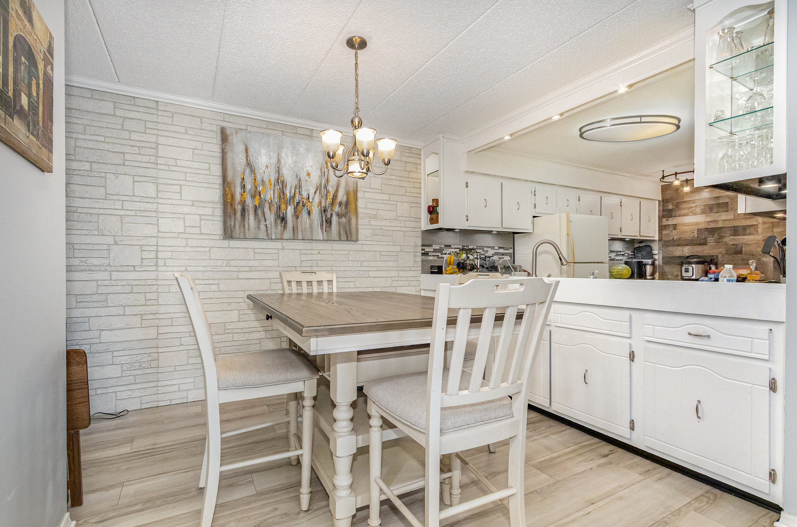 10355 Menard Avenue #216, Oak Lawn, IL 60453