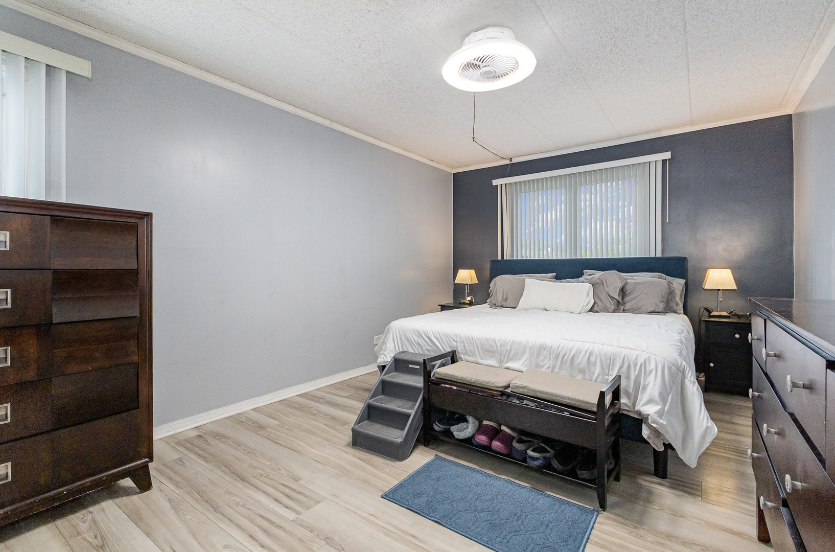 10355 Menard Avenue #216, Oak Lawn, IL 60453