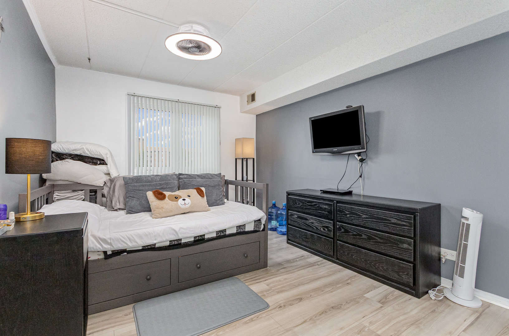 10355 Menard Avenue #216, Oak Lawn, IL 60453