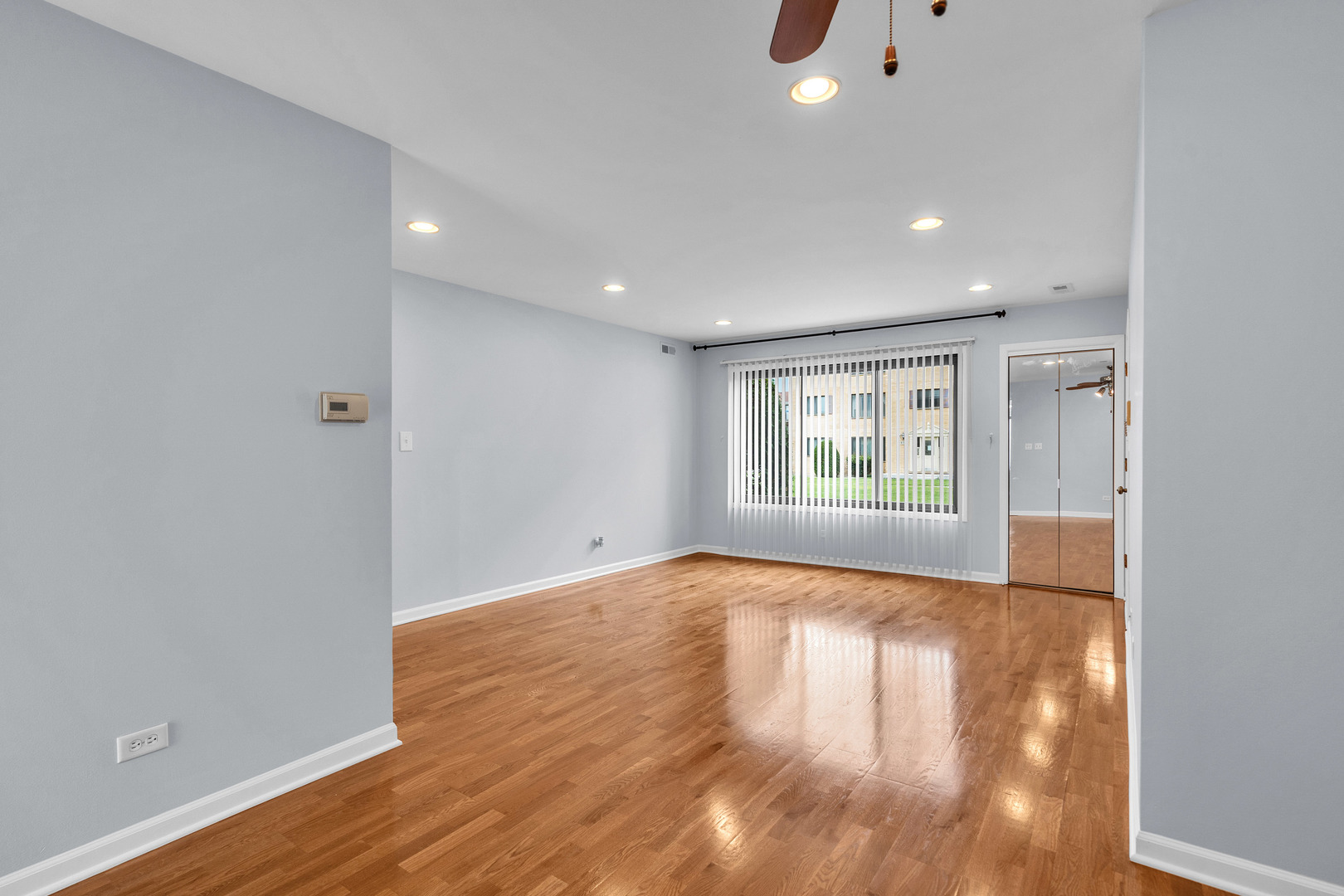 9310 Hamilton Court #A, Des Plaines, IL 60016