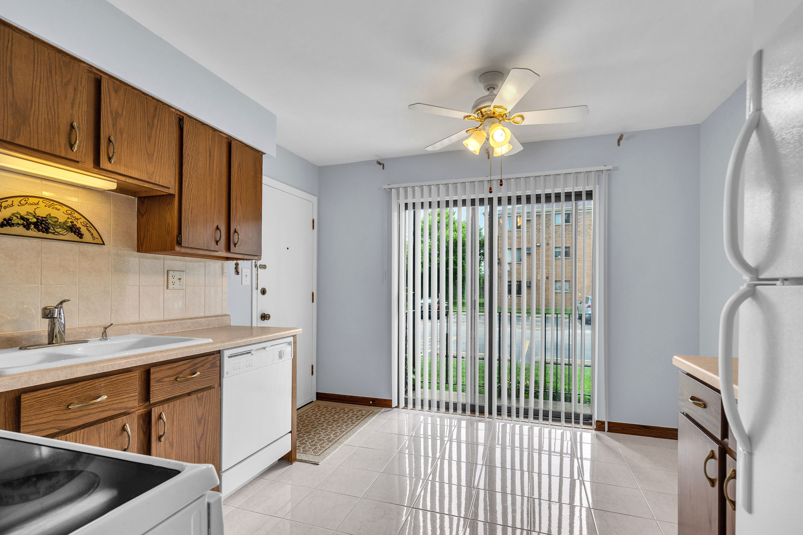 9310 Hamilton Court #A, Des Plaines, IL 60016