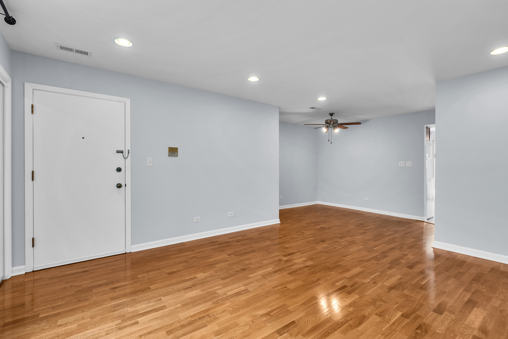 9310 Hamilton Court #A, Des Plaines, IL 60016