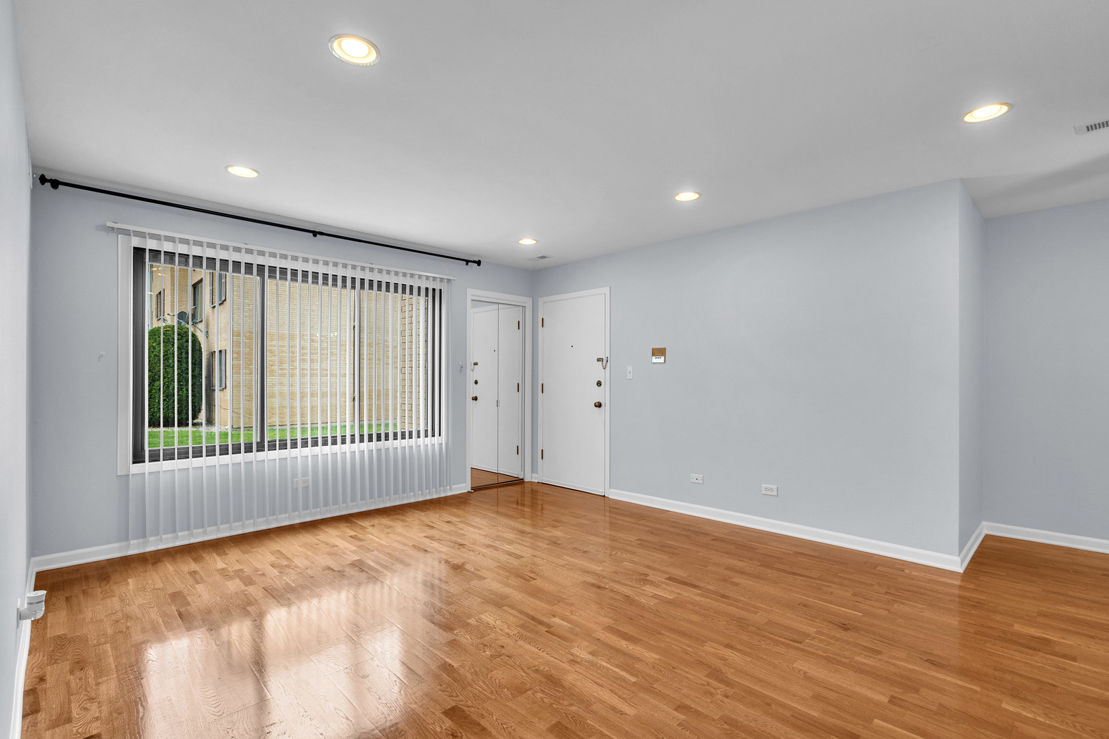 9310 Hamilton Court #A, Des Plaines, IL 60016